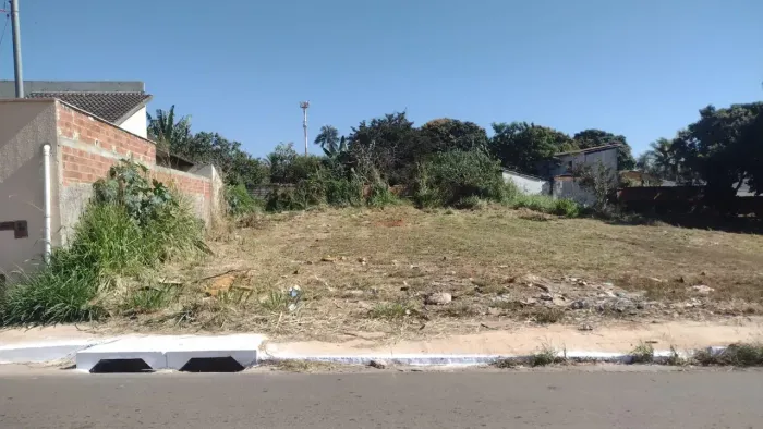 Leia a descrição: Lote Comercial 374,22m² (Asfalto e Agua) Setor Aeroporto Sul