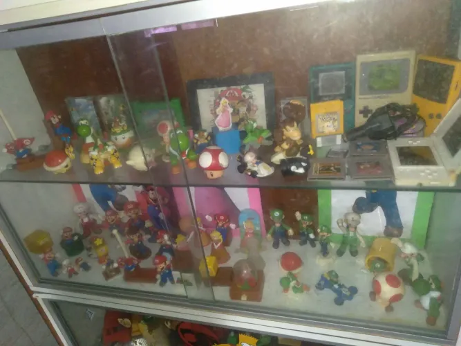 Bonecos mario e games boy