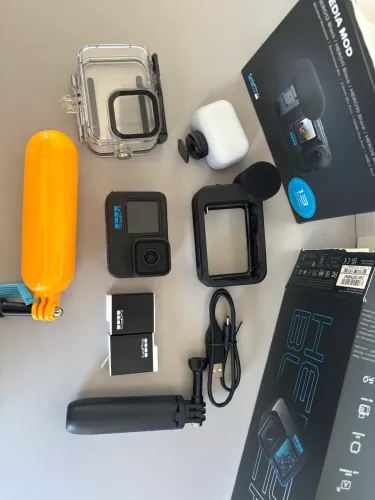 GOPRO HERO11 BLACK + Kit Media + Acessórios