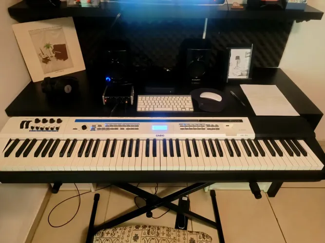 Piano Casio Privia PX5S