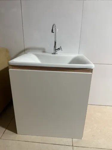 Móvel banheiro e pia 