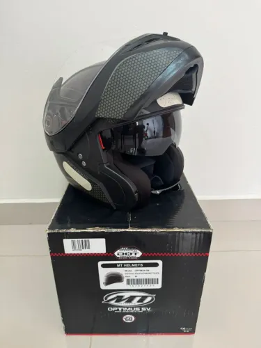 Capacete MT Optimus SV