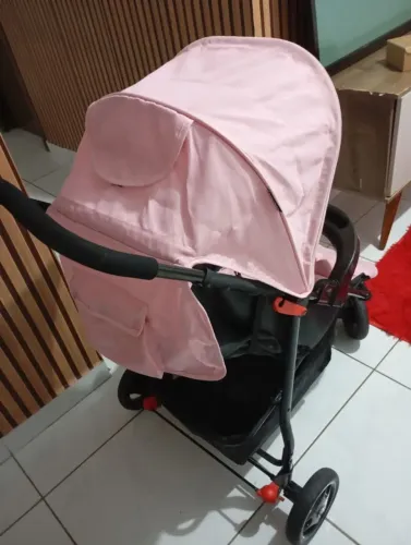 Carrinho de bebê voyage