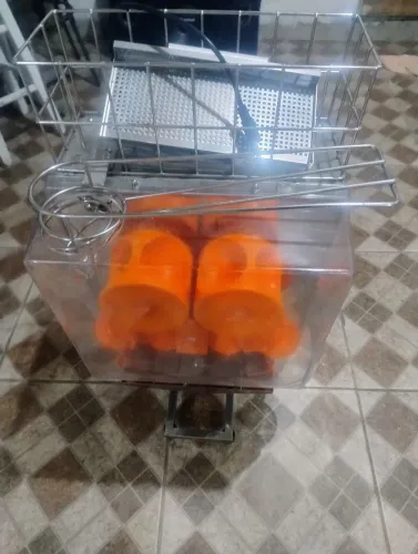 Máquina de fazer suco laranja