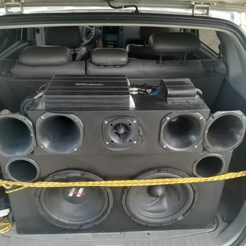 Som top Testo na hora Som instalado no carro