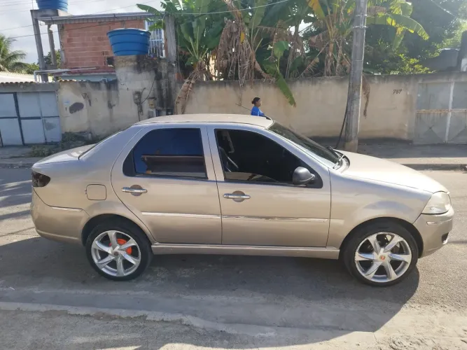 Fiat Siena EL 1.4 MPI Fire Flex 8V 4P 2013