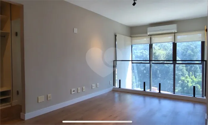 Apartamento em Panamby