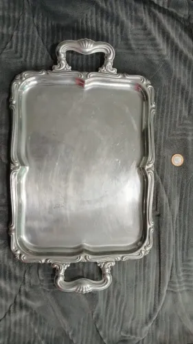 Bandeja Inox Antiga com Alças e Bordas Trabalhadas