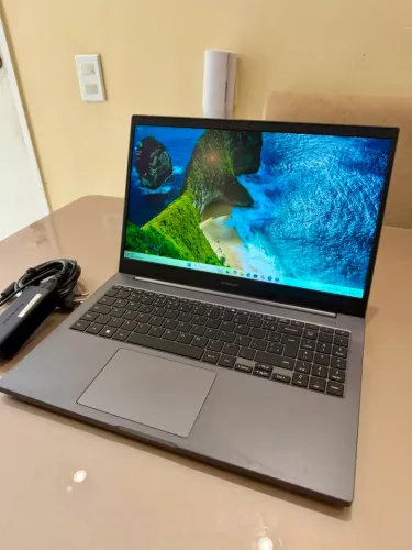 Vendo Notebook Samsung 