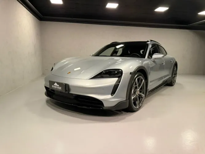 Porsche Taycan 4S Cross Turismo (elétrico) 2024