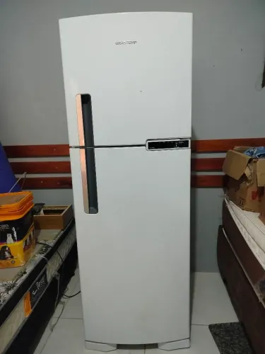 Geladeira Brastemp 375L