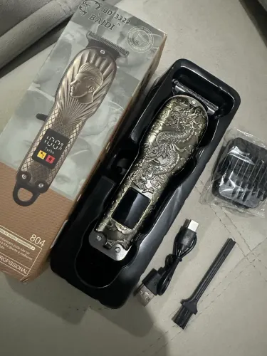 Máquina de cortar cabelo nova
