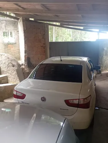 Alugo grand siena 1.0 gnv completa 