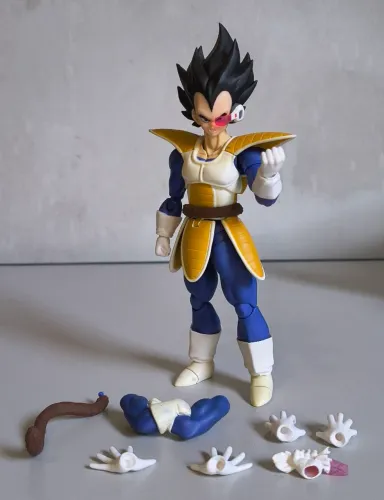 Vegeta scounter shfiguarts (com detalhes)
