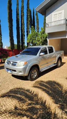 Toyota Hilux CD SRV D4-d 4X4 3.0 TDI Diesel AUT 2008