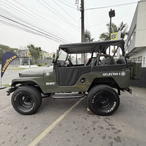 Willys Overland Jeep 2.6 12V Gasolina 2P 1984