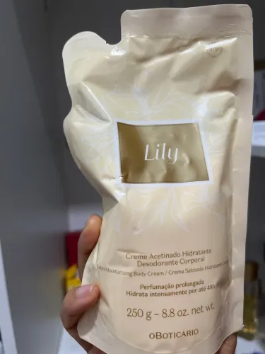 Refil Lily