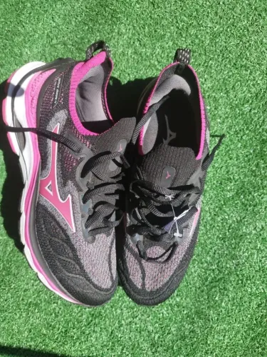 Tênis Mizuno Novo Tam 38