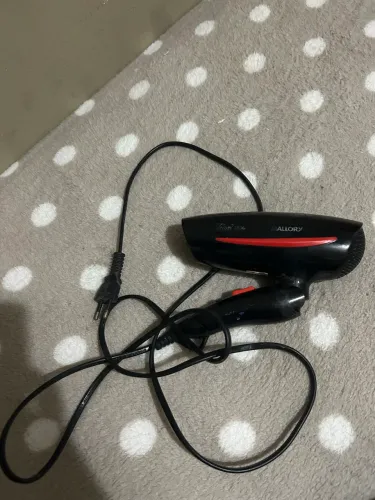 Secador malory ideal para viagens preto pequeno