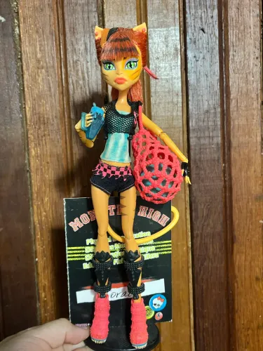 Boneca monster High Toralei Ghouls Sport