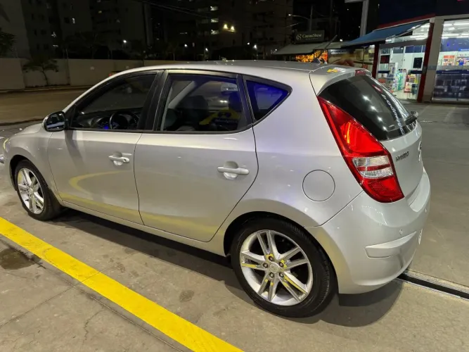 Hyundai I30 2.0 16V 145cv 5P Aut. 2012