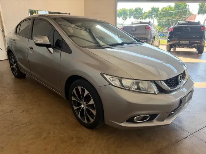 Honda Civic Sedan LXR 2.0 Flexone 16V Aut. 4P 2015