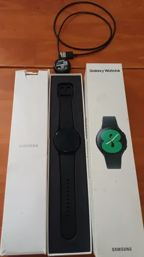 Samsung Galaxy Watch 4