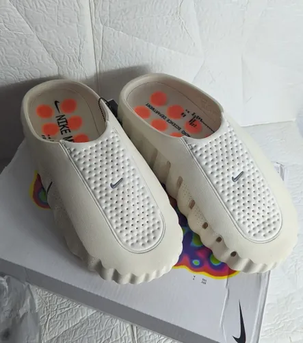 Nike Mind 001