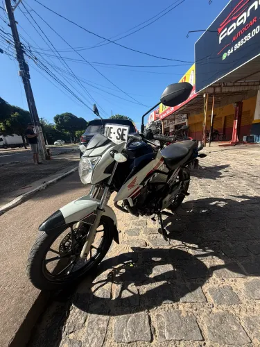 Vendo Titan 2020 S
