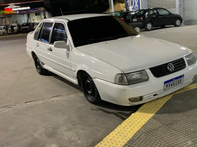 Volkswagen Santana 1.8 MI (álcool) 1999