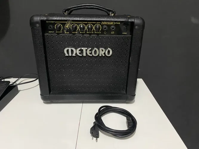 Caixa, cubo meteoro Nitrous drive guitarra 