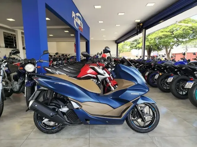 Honda  PCX 160 DLX ABS 2024, moto novíssima, sem detalhes, cor diferenciada!