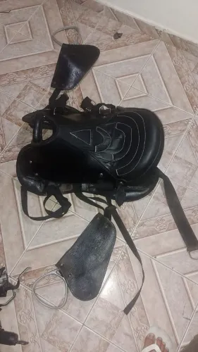 Vendo sela nova ou troco por cavalo 