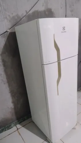 Geladeira Electrolux faço Entrega