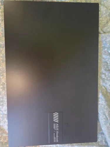 Vendo Notebook Asus Vivobook GO