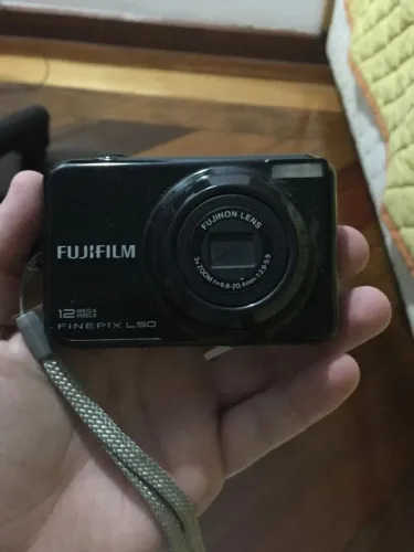 Câmera fujifilm L50 (USADA EM EXCELENTE ESTADO)