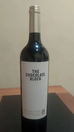 Vinho tinto the chocolate bloco com um preço imperdível!