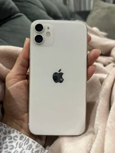 iPhone 11 - 128gb