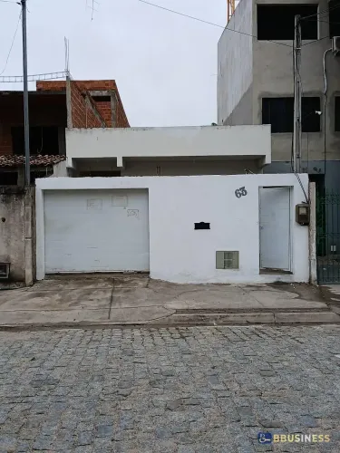 Casa com Potencial de Expansão à Venda no Julião Nogueira  Ótima Localização - Campos dos 