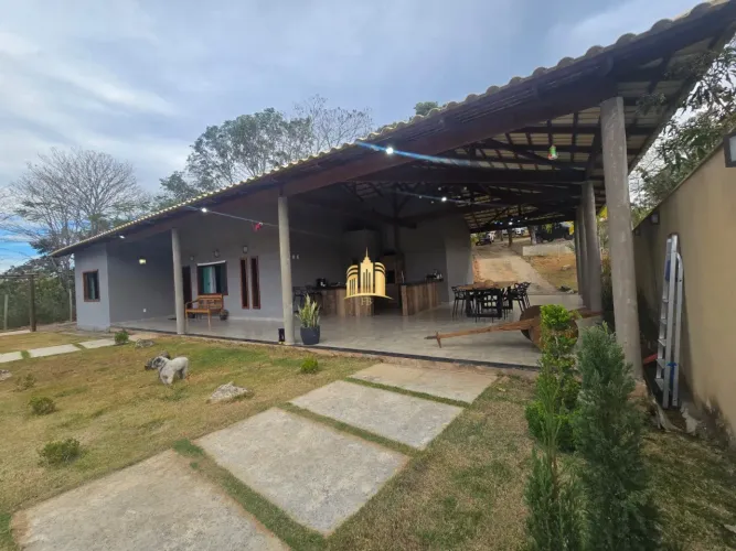 SITIO A VENDA CONDOMINIO DAS TAQUARAS EM ESMERALDAS/MG