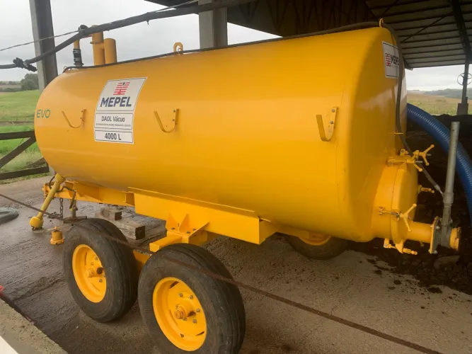 Tanque distribuidor de dejetos 