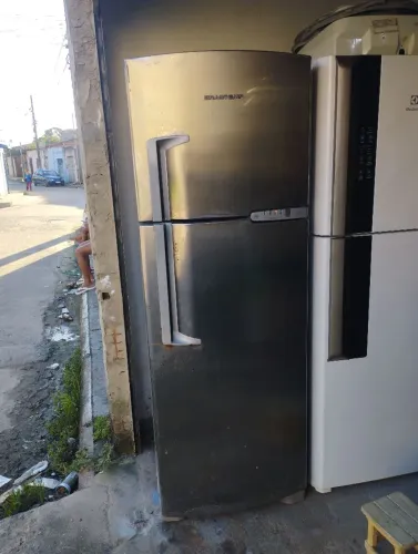 Vendo geladeira Brastemp funcionando perfeitamente