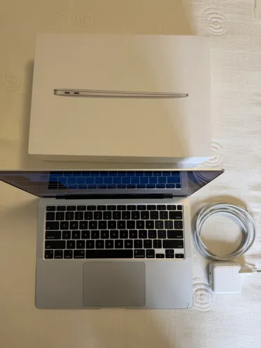 Macbook Air 2020, Chip M1 13.3'' 8gb Ssd-256gb