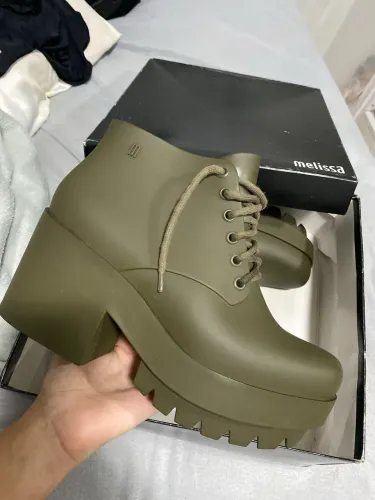 BOTA MELISSA ORIGINAL 38
