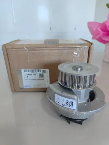 Bomba D'água Onix /prisma /montana /spin /corsa /cobalt Peças Genuínas GM 24591057