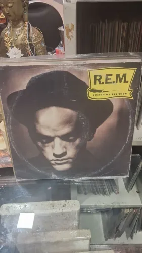 vinil "Losing My Religion" da banda R.E.M.