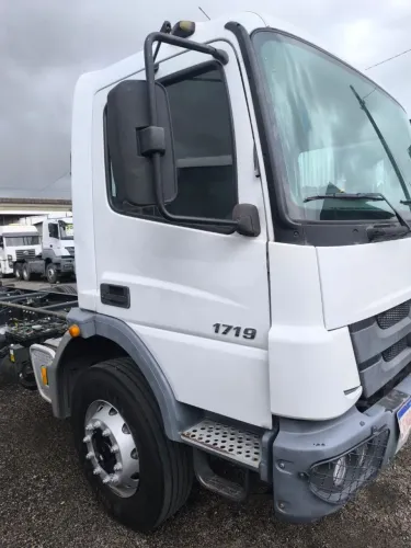 Mercedes - Benz 1719 Toco (Novo)   