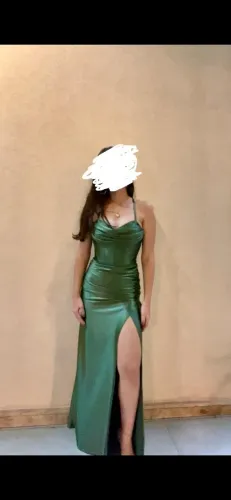Vestido de festa verde oliva casamento e formatura P