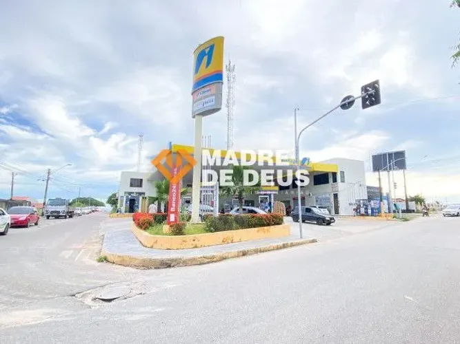 Posto de Gasolina á Venda no Conjunro Ceará.