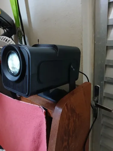 Projetor HY320